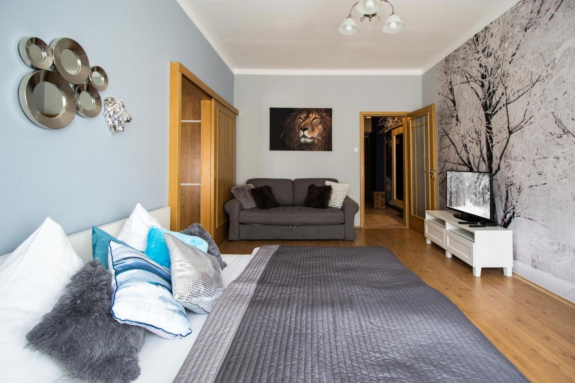Main Prague Square Apartments Sauna And Fireplace Buitenkant foto