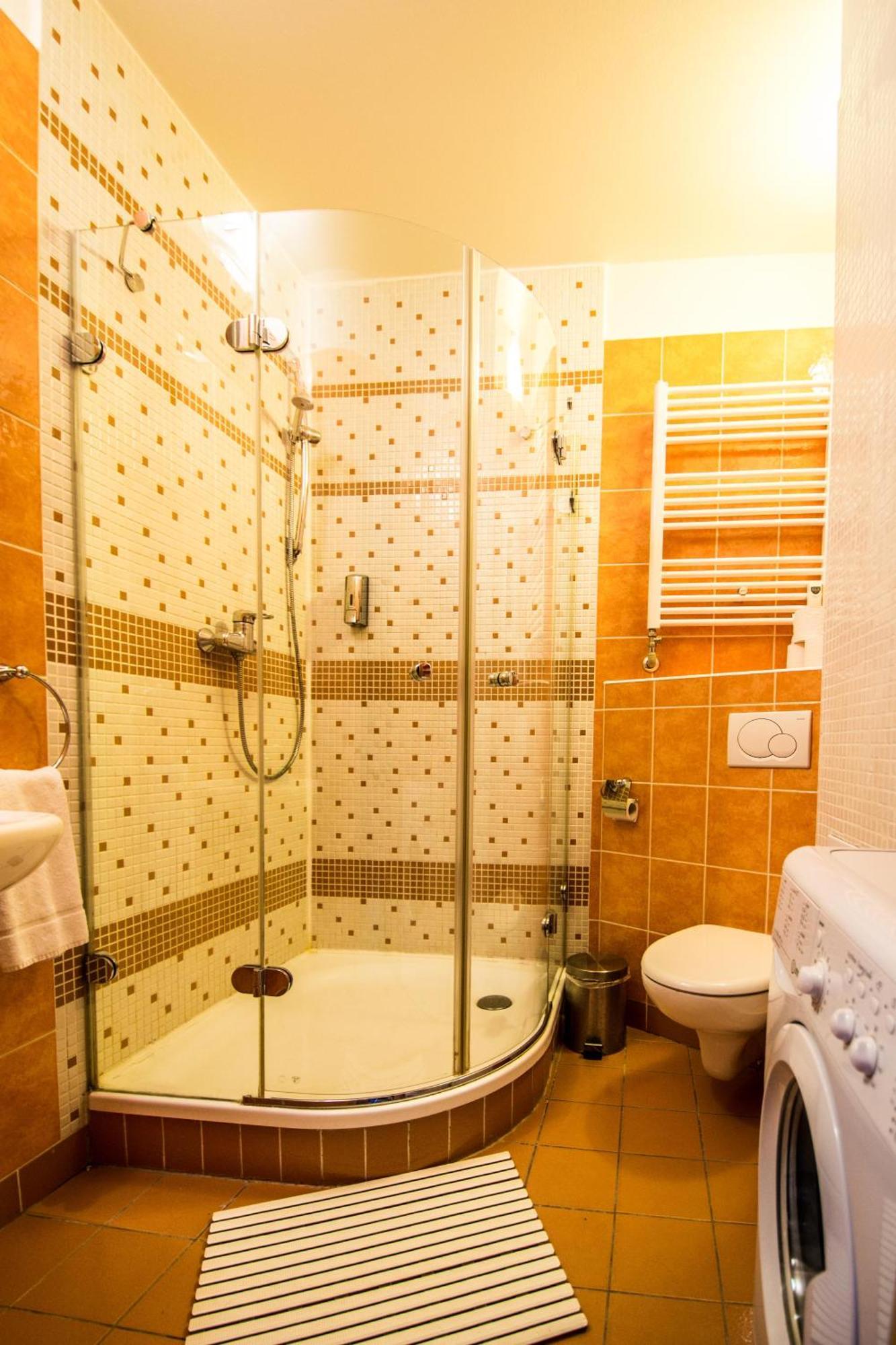 Main Prague Square Apartments Sauna And Fireplace Buitenkant foto
