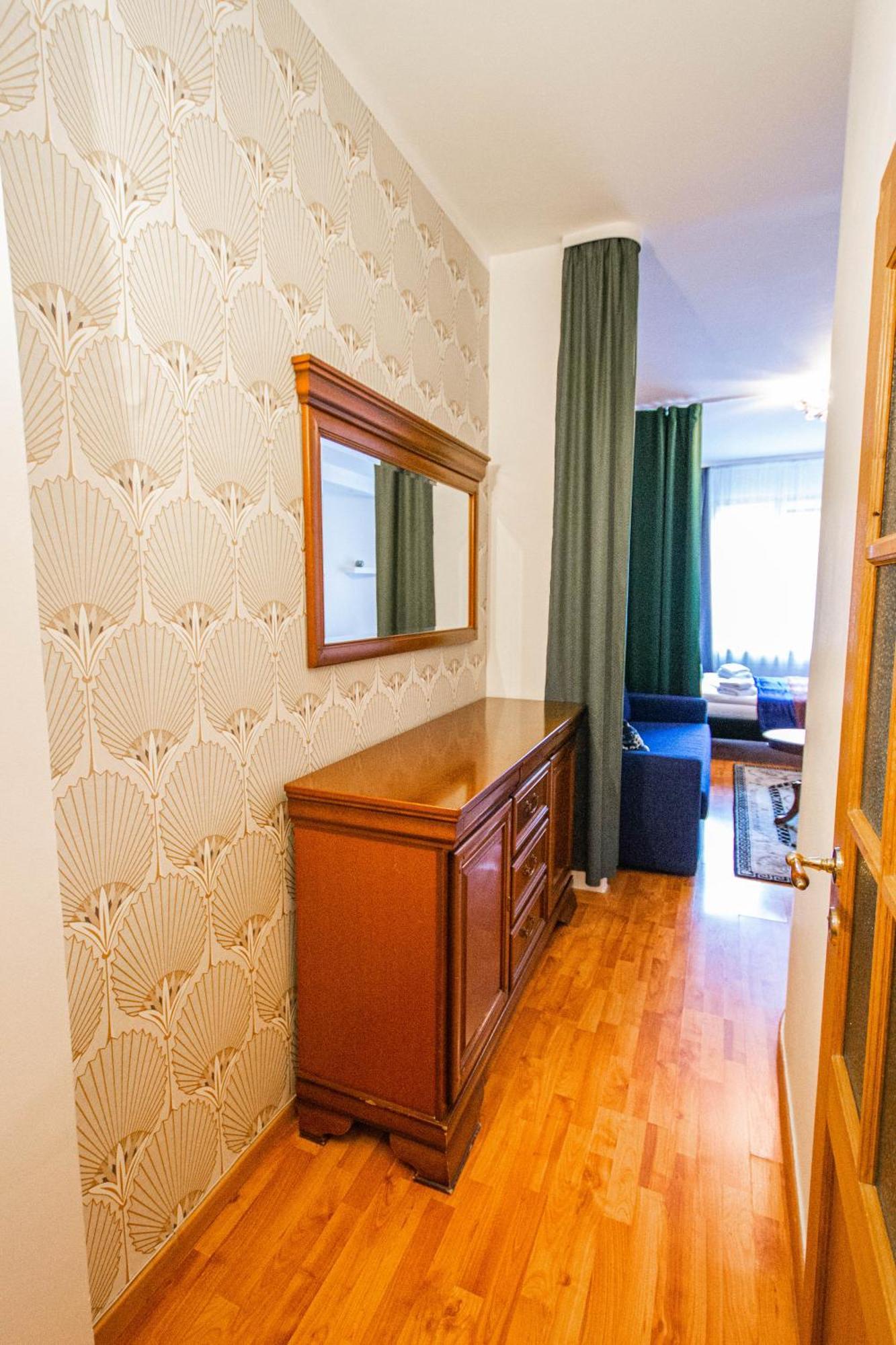 Main Prague Square Apartments Sauna And Fireplace Buitenkant foto